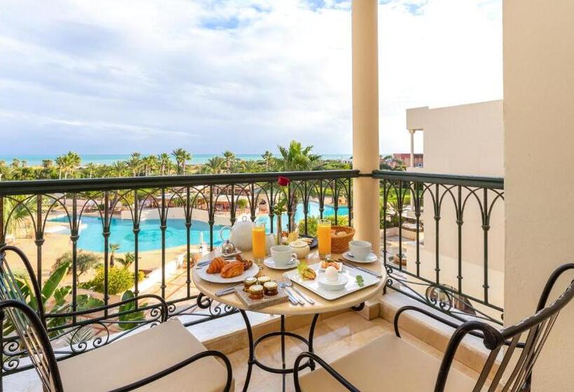 اتاق لوکس با چشم‌انداز دریا, The Residence Tunis