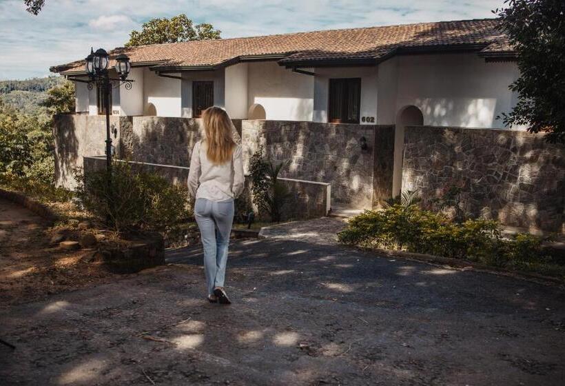 فيلا ديلوكس غرفة نوم, Tree Of Life Nature Resort