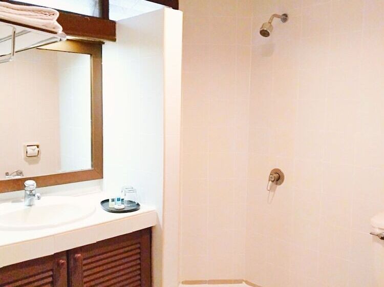 Номер Deluxe Вид на Сад, Sutra Beach Resort