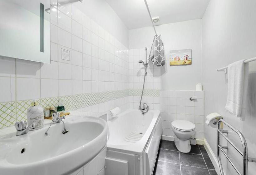 Номер Deluxe Кровать Кинг, The White House Guest House