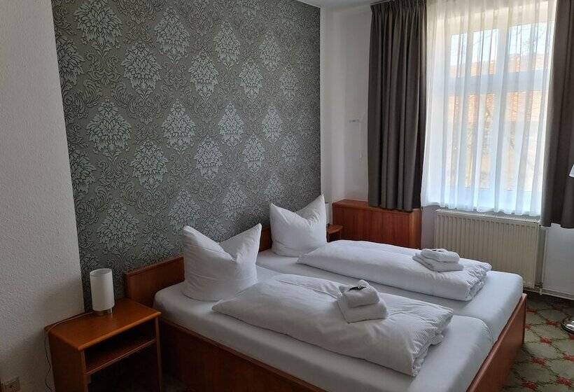 Номер Стандарт Трехместный, Parkhotel Senftenberg