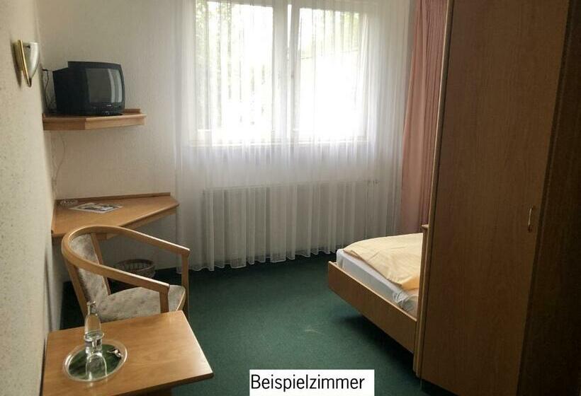 غرفة إقتصادية فردية, Waldhotel Linzmühle