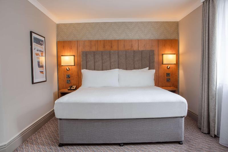 带大床的套房, Doubletree By Hilton Southampton