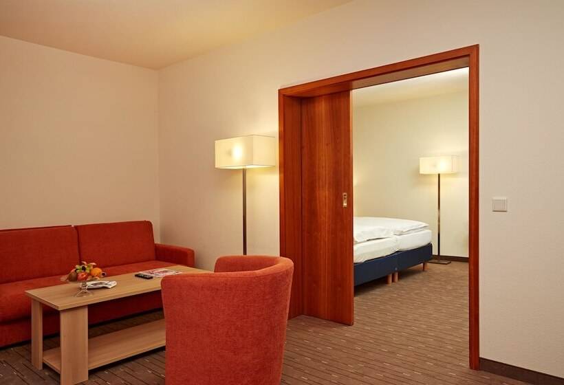 Номер бизнес-класса, H+ Hotel Wiesbaden Niedernhausen