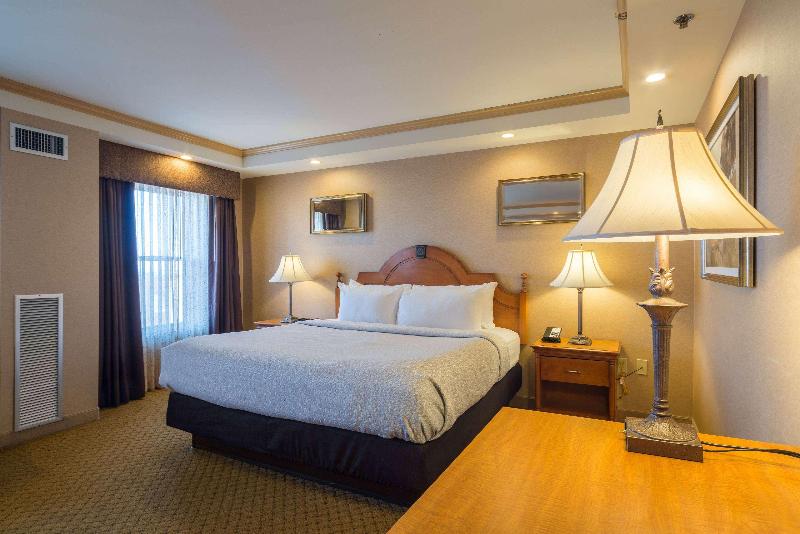 Номер Комфорт, Leonardo Royal Hotel Baden  Baden