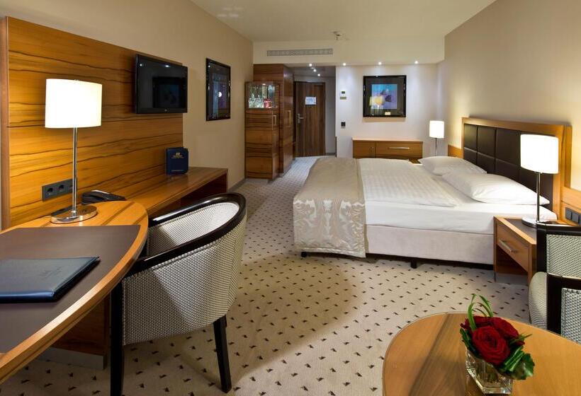 Классический Номер, Maritim Hotel Bad Homburg