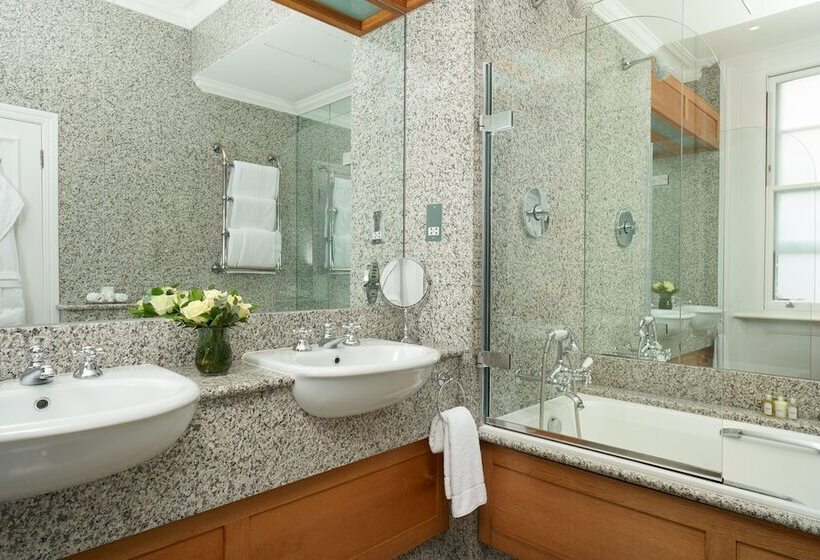 Люкс Кровать Кинг, The Pelham London   Starhotels Collezione