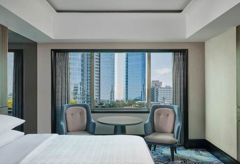 Президентский Люкс, Sheraton Surabaya Hotel & Towers