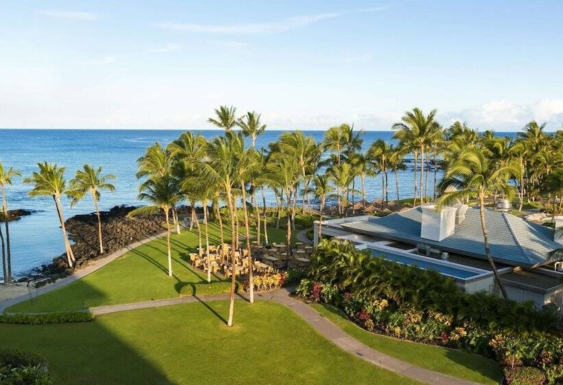 Номер Deluxe Вид на Море, Fairmont Orchid