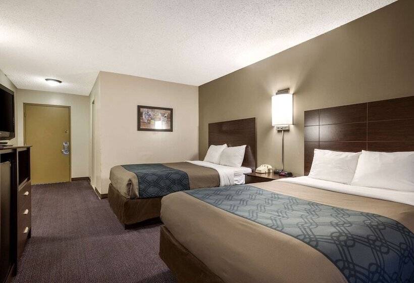２ダブルベッドのスタンダードルーム, Econo Lodge Darien Lakes