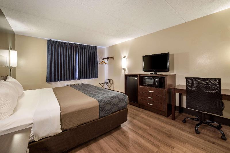 キングサイズベッドのスタンダードルーム, Econo Lodge Darien Lakes