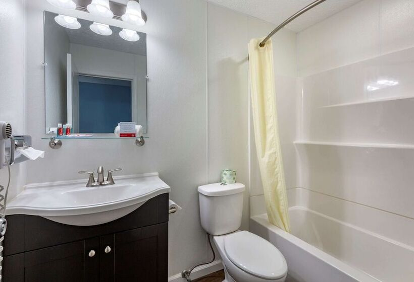 스위트, Econo Lodge Inn & Suites South