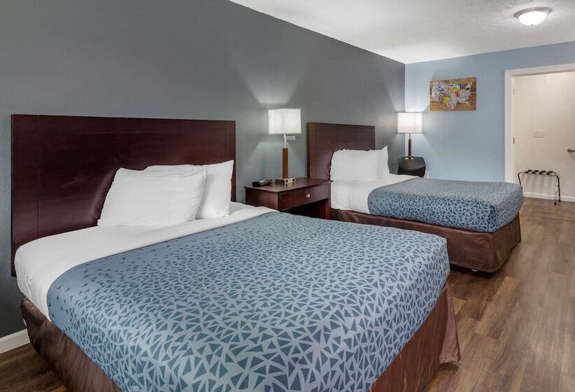 디럭스 룸, Econo Lodge Inn & Suites South