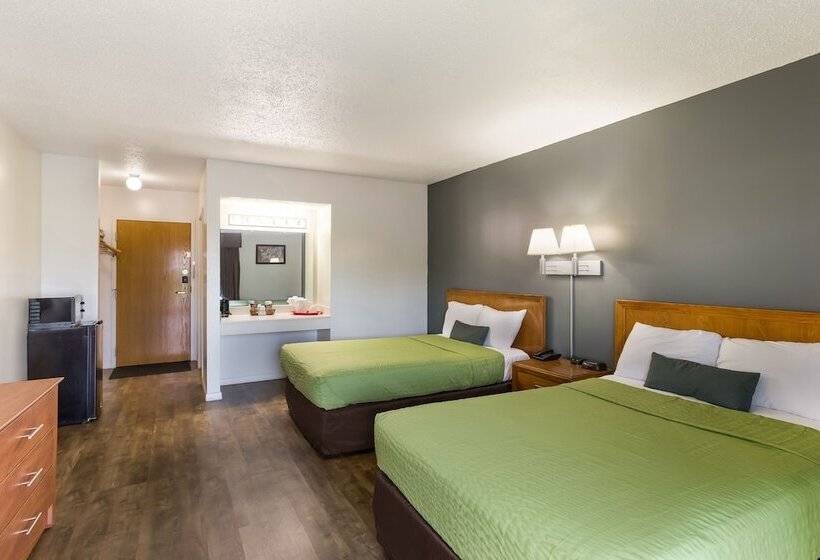 Номер Стандарт 2 Двуспальные Кровати, Malone Inn
