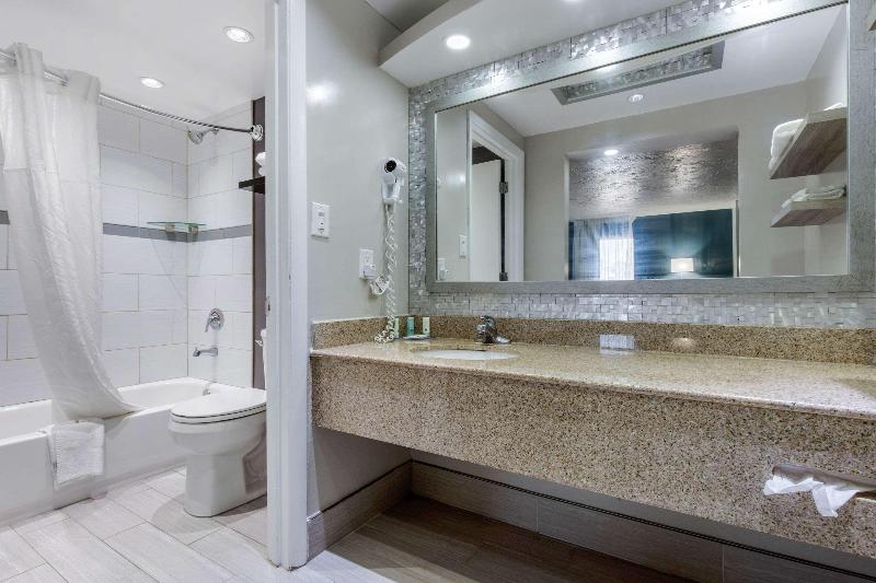 Стандартный Номер Кровать Кинг, Quality Inn Carolina Oceanfront