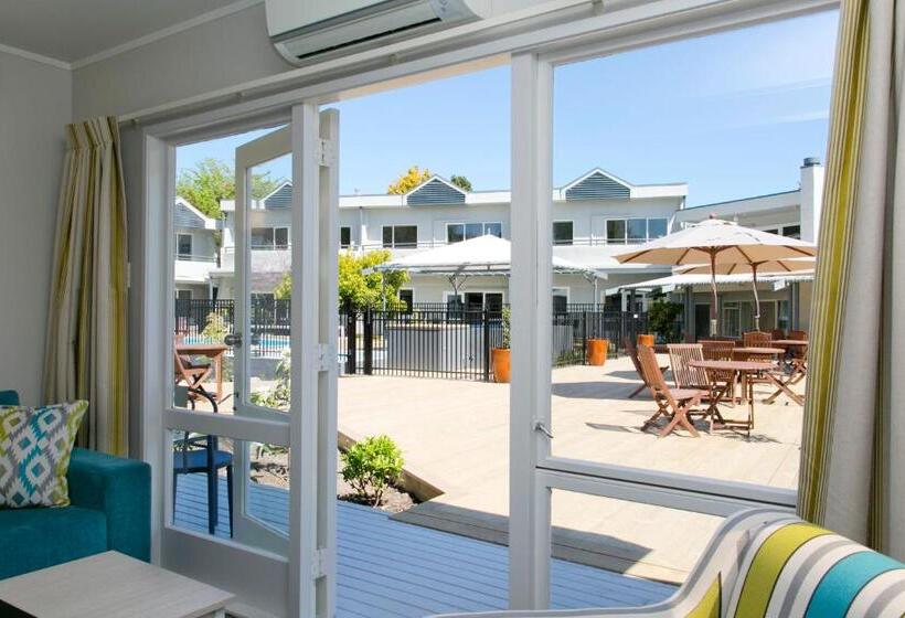 2침실 아파트 풀장 전망, Anchorage Resort Taupo Nz