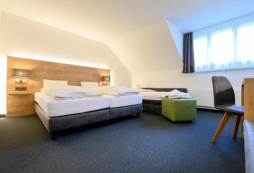 Семейный Номер Deluxe, Romantik Hotel & Restaurant Sternen