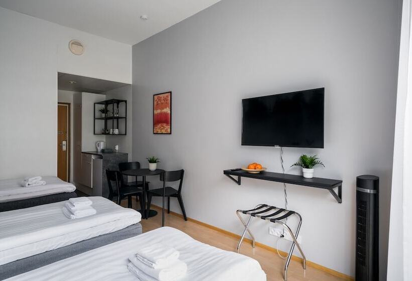 스탠다드 트리플 룸, Hiisi Hotel Lohja