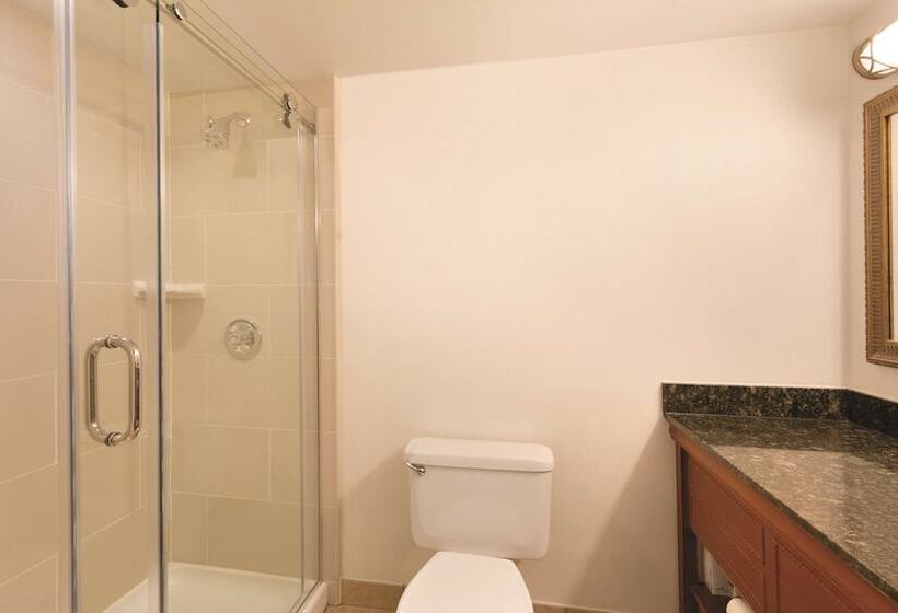 장애인을 위한 스위트, Embassy Suites Greenville Golf Resort & Conference Center