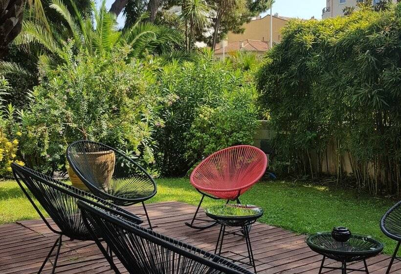 سوئیت جونیور با چشم‌انداز باغ, Cézanne Hôtel Spa