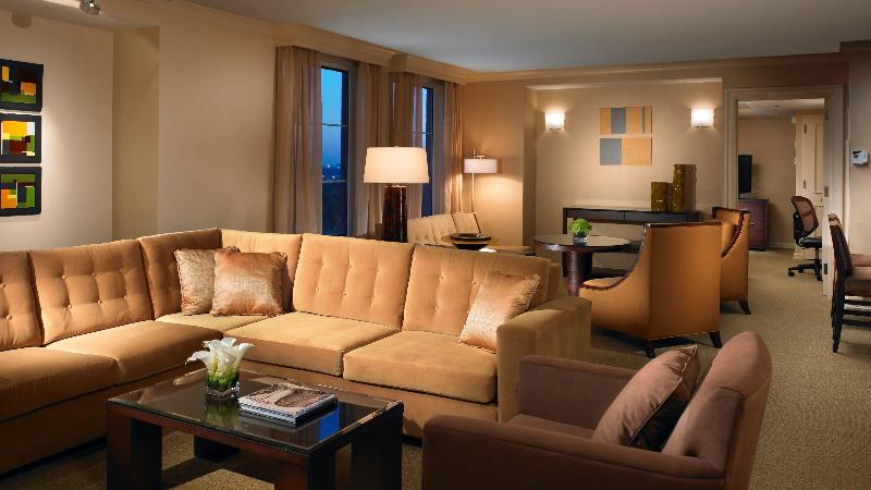 מיטת קינג בסוויטה, Grand Hyatt Atlanta In Buckhead