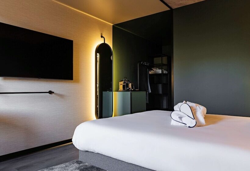 Номер Executive, Novotel Paris Suresnes Longchamp