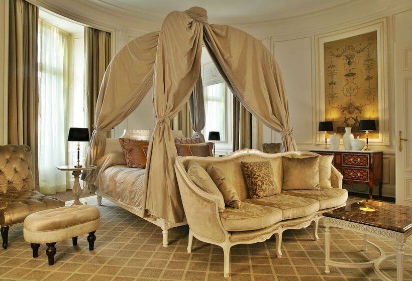 Королевский Люкс, Intercontinental Hotels Chantilly Chateau Mont Royal, An Ihg