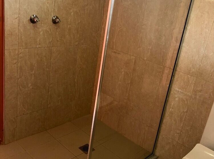 Трехместный Номер Deluxe, Alamo Motor Inn