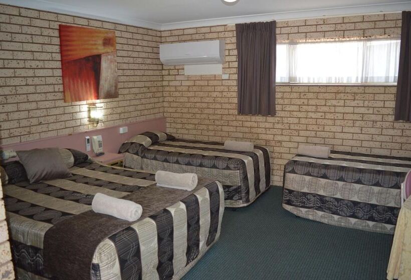 Трехместный Номер Deluxe, Alamo Motor Inn