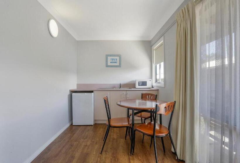 Quarto Estandar, The Great Ocean Road Studios