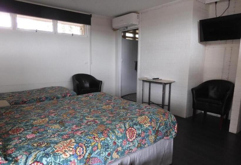스탠다드 스튜디오, Dalby Parkview Motel