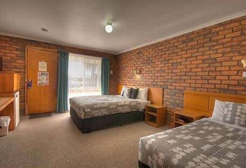스탠다드 룸, Golden Palms Motel