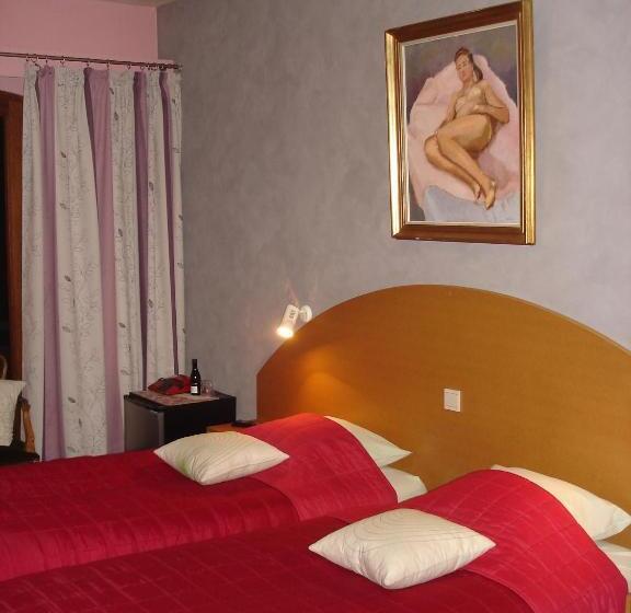 Quarto Estandar com Sacada, Le Chalet