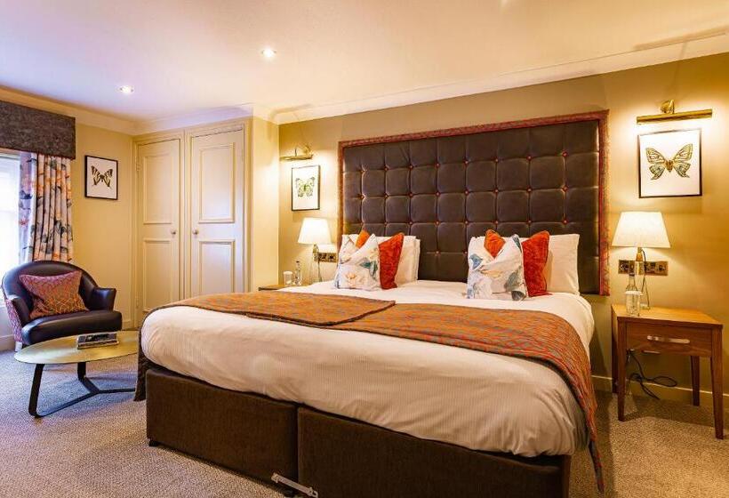 Quarto Deluxe, The Castle Hotel, Conwy, North Wales
