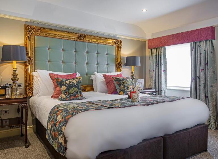 Quarto Superior, The Castle Hotel, Conwy, North Wales