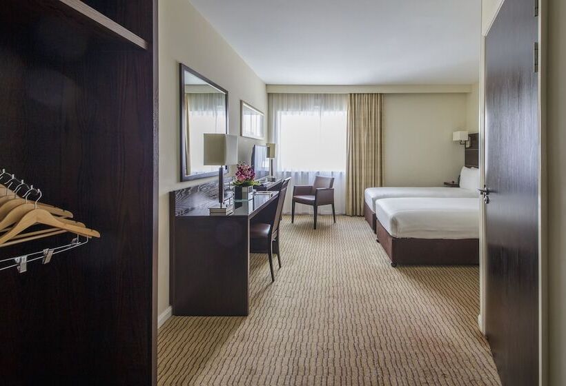 Номер Стандарт Адаптированный для Инвалидов, Doubletree By Hilton London Heathrow Airport