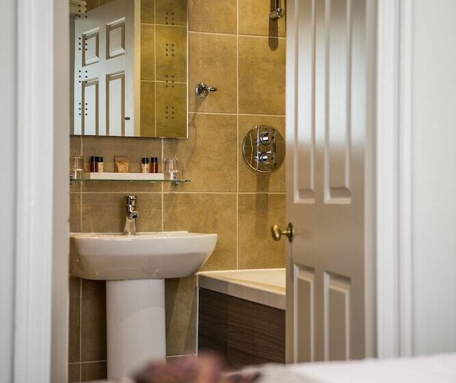 Quarto Estandar, Judge S Lodging