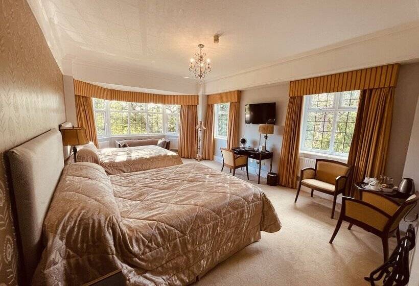 Семейный Номер, Nuthurst Grange Country House