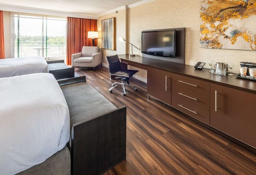 Номер Стандарт 2 Двуспальные Кровати, Chateau Cartier Hotel & Resort Ascend Hotel Collection