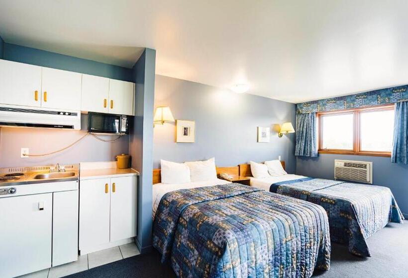 Четырехместный Номер Стандарт, Auberge Harris