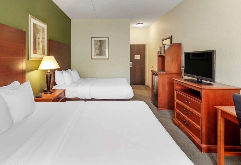 Номер бизнес-класса, Comfort Inn & Suites Thousand Islands Harbour District