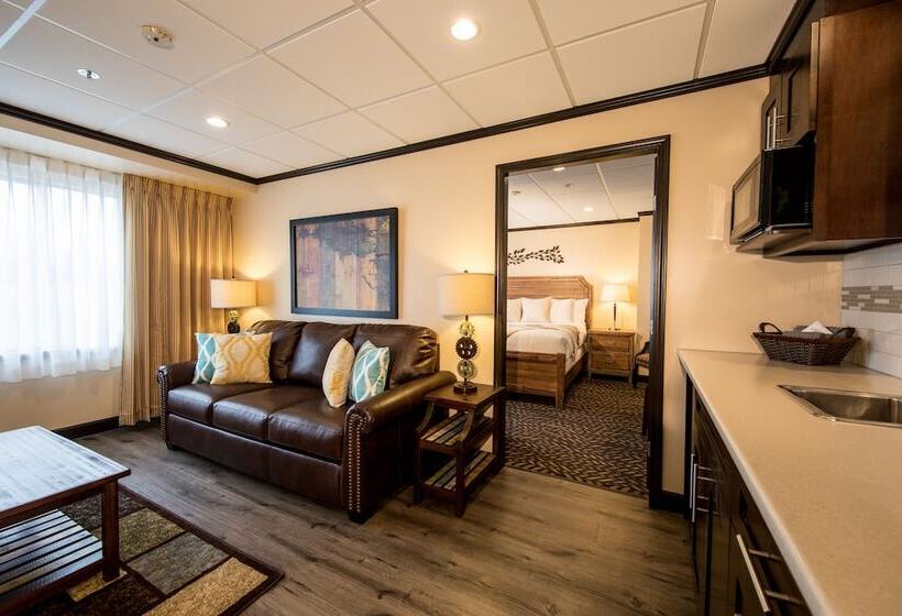 سوییت سوپریور, Prestige Oceanview Hotel Prince Rupert