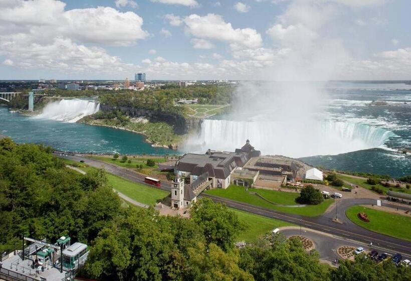 חדר סטנדרט עם מיטת קינג, Niagara Falls Marriott Fallsview Hotel & Spa