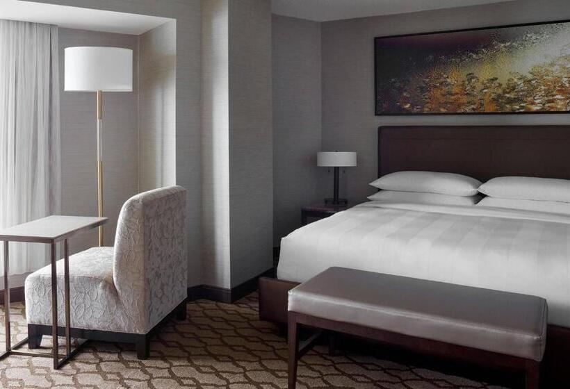 חדר סטנדרט עם מיטת קינג, Niagara Falls Marriott Fallsview Hotel & Spa