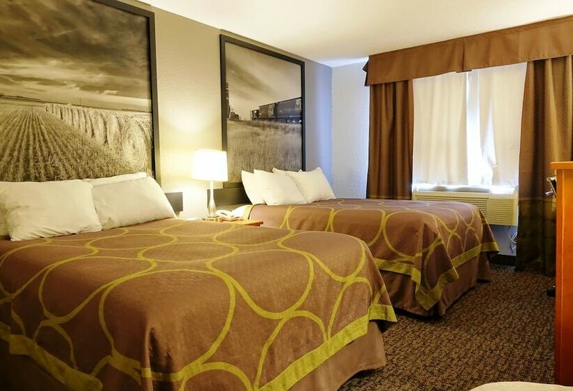 Номер Стандарт 2 Двуспальные Кровати, Super 8 By Wyndham Regina