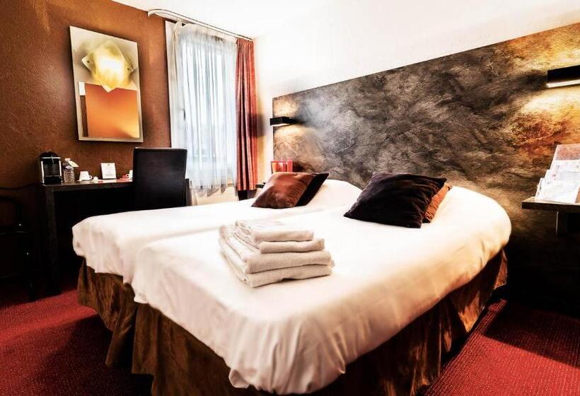 Номер Стандарт, Logis Hotel Lons Le Saunier   Restaurant Le Grill