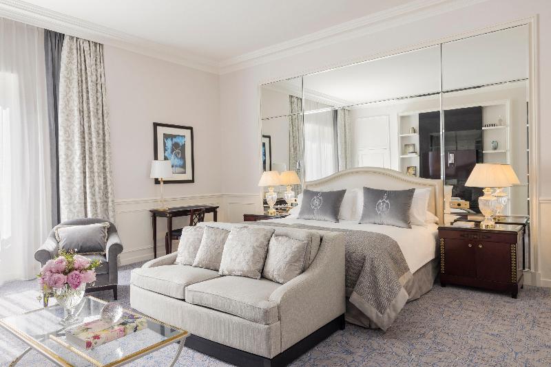 Junior Suite Lit King Size, Intercontinental Paris Le Grand, An Ihg