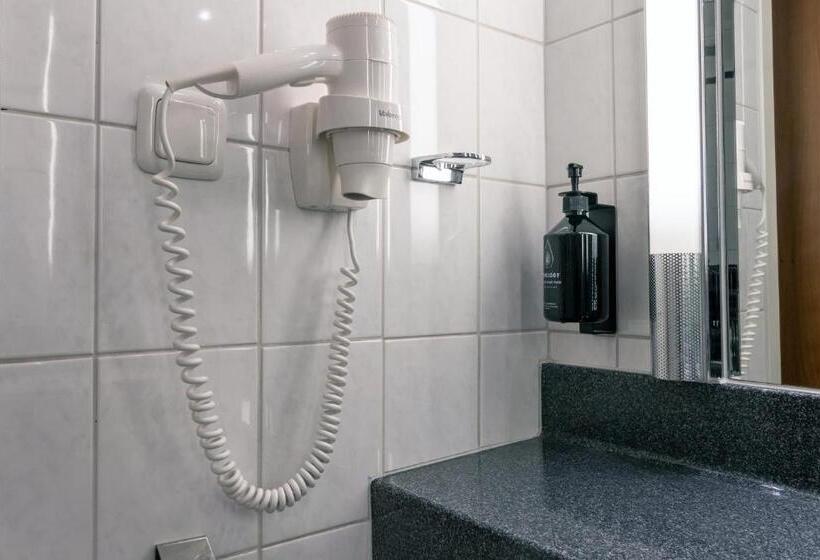 Номер Стандарт, Mercure Hotel Gera City