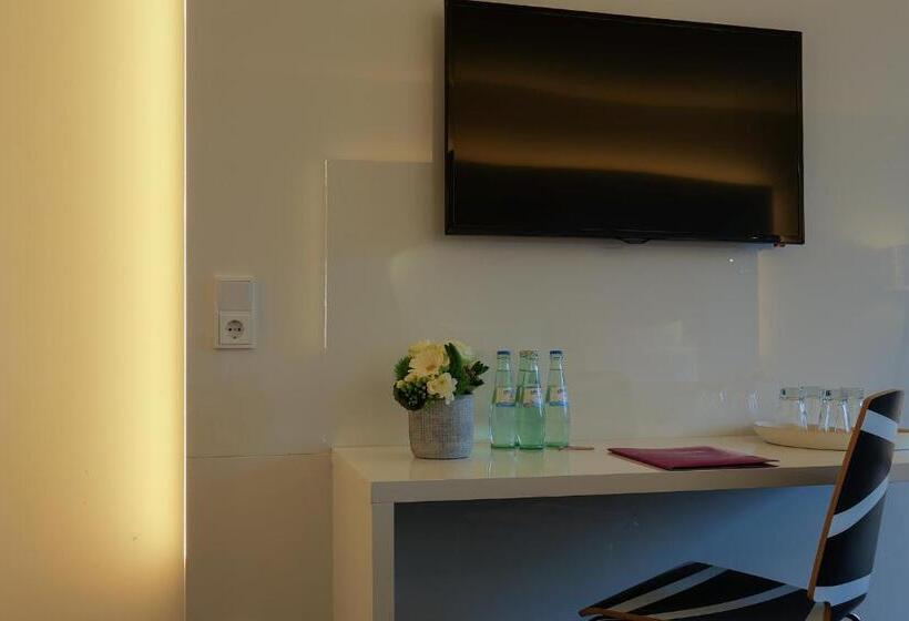 Номер Superior, Fourside Plaza Hotel Trier, Trademark Collection By Wyndham