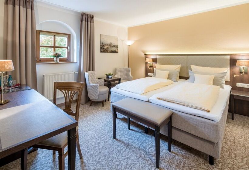 Номер Стандарт, Schlosshotel Klaffenbach